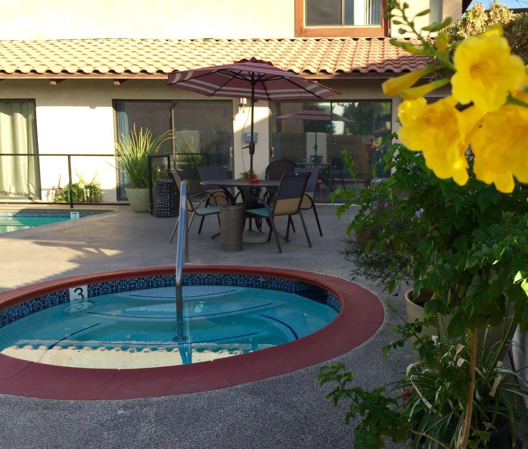 Hotel Palms Palm Desert Exterior foto